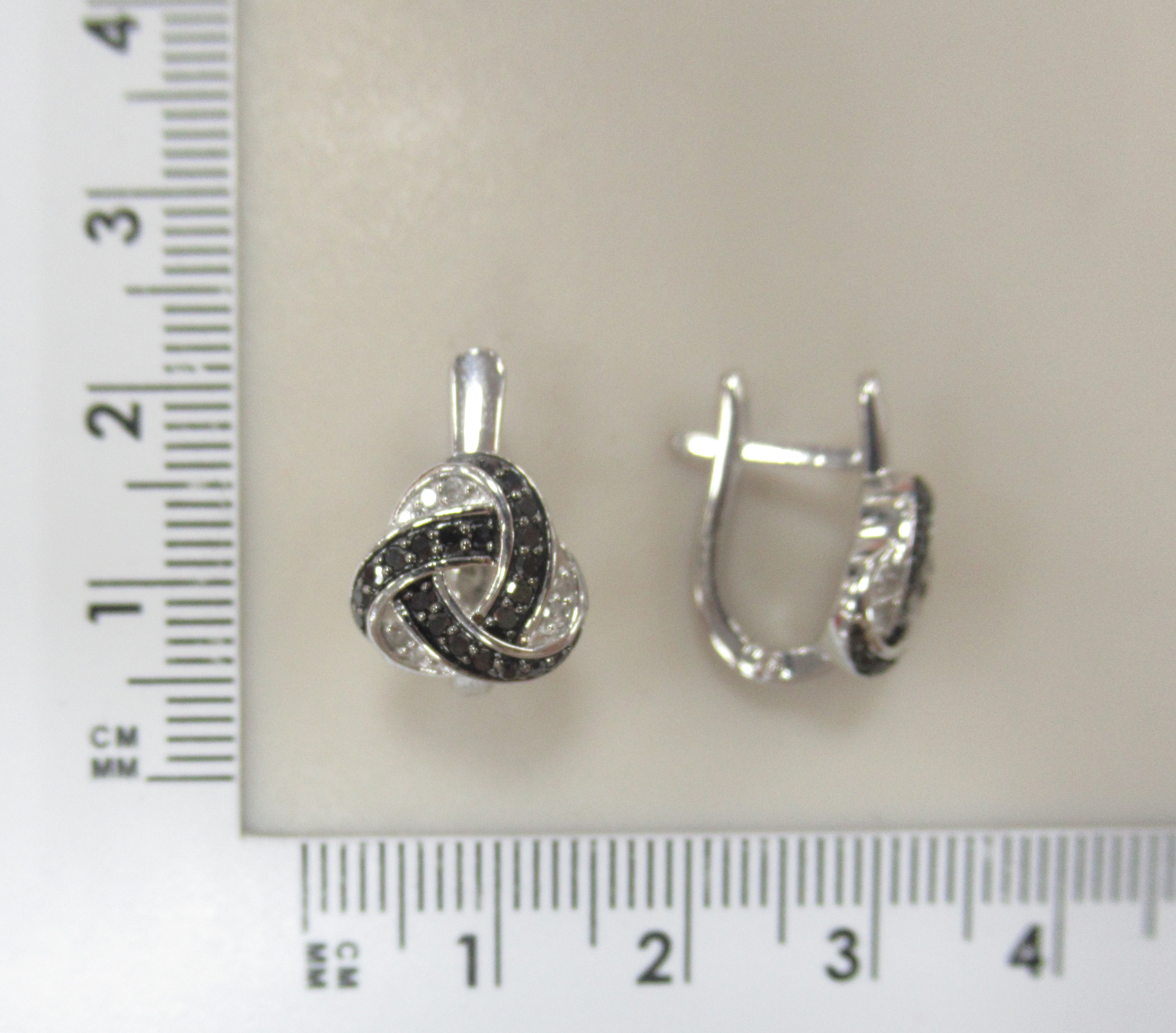 10521-001049 Серьги (Ag 925)